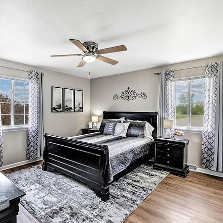Serene 3 Bedroom Home, Nrm, Wi-Fi, Parking, Queen Bed De Pere Exteriör bild